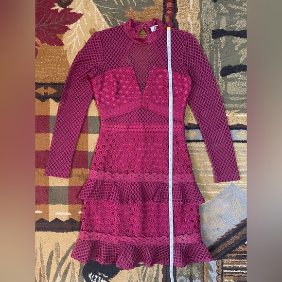 Red‎ Long Sleeve Mock Neck Sheath Dress - Picture 4 of 9